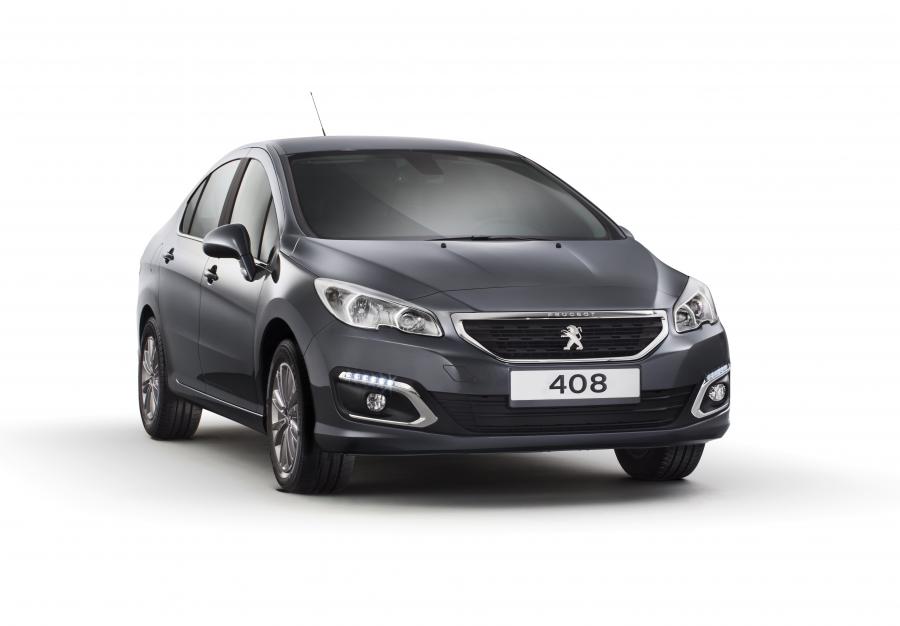  Peugeot 408 2017 года  (RU) (фото 8 из 20)
